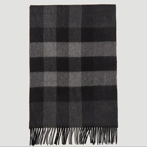 BURBERRY Check Cashmere Charcoal Scarf NWT